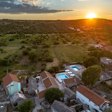 Holiday home Cozy In Primosten