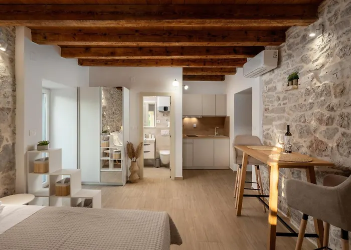 Cozy In With Wifi Dom wakacyjny Primošten